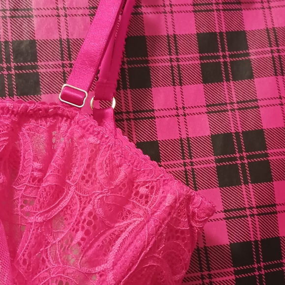 Red Victoria's Secret sheer padded babydoll with accents size 36C - Picture 4 of 13